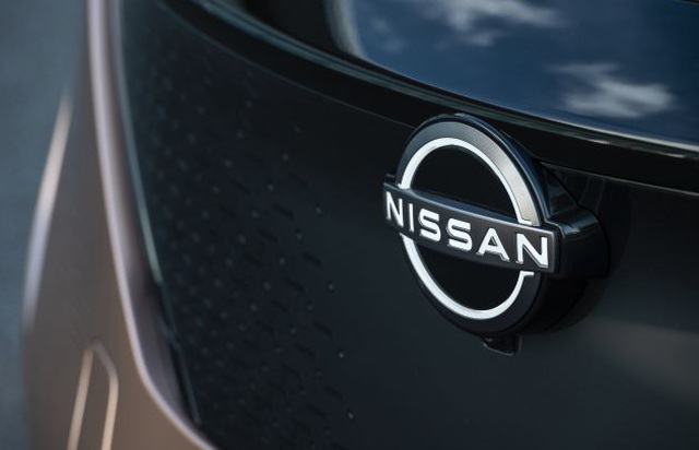 Ariya sẽ là mẫu xe mang biểu tượng logo mới đầu tiên của Nissan