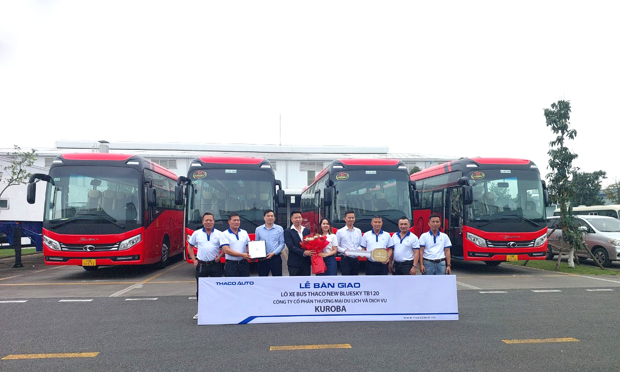 Kuroba nhận bàn giao lô XE BUS NEW THACO BLUESKY TB120