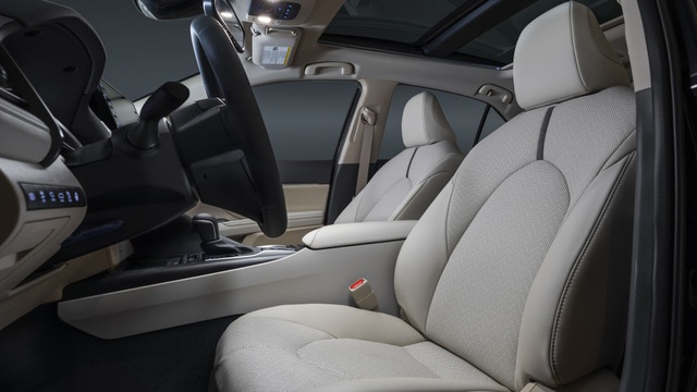 Toyota Camry 2021 có gì mới? - 10 Toyota Camry 2021 có gì mới? - 10