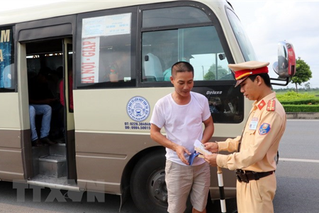 Nghị định 86 sửa đổi: Xe trên 9 chỗ bắt buộc lắp camera giám sát