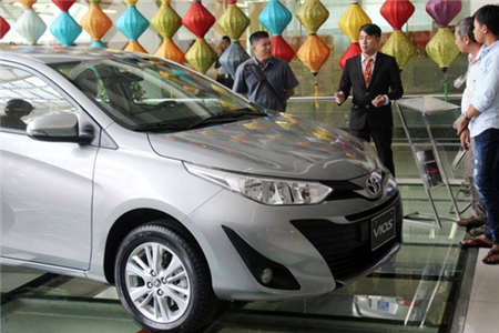 Trước khi lái thử ô tô, cần lưu ý những điều gì?