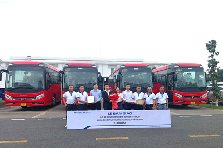 Kuroba nhận bàn giao lô XE BUS NEW THACO BLUESKY TB120